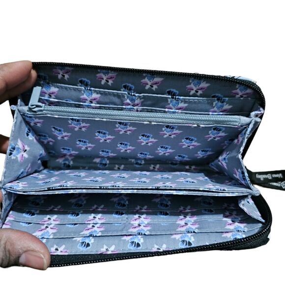 VERA BRADLEY Floral Quilted Wallet - Picture 2 of 3